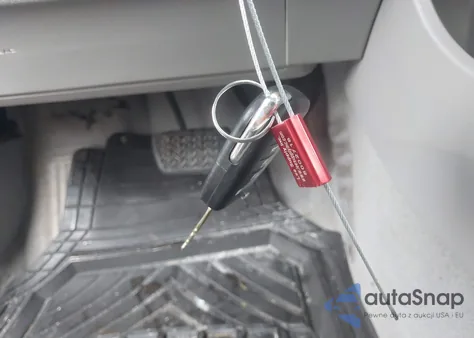 2009 Toyota Camry Le z USA, uszkodzony, nr VIN 4T1BE46K59U805794